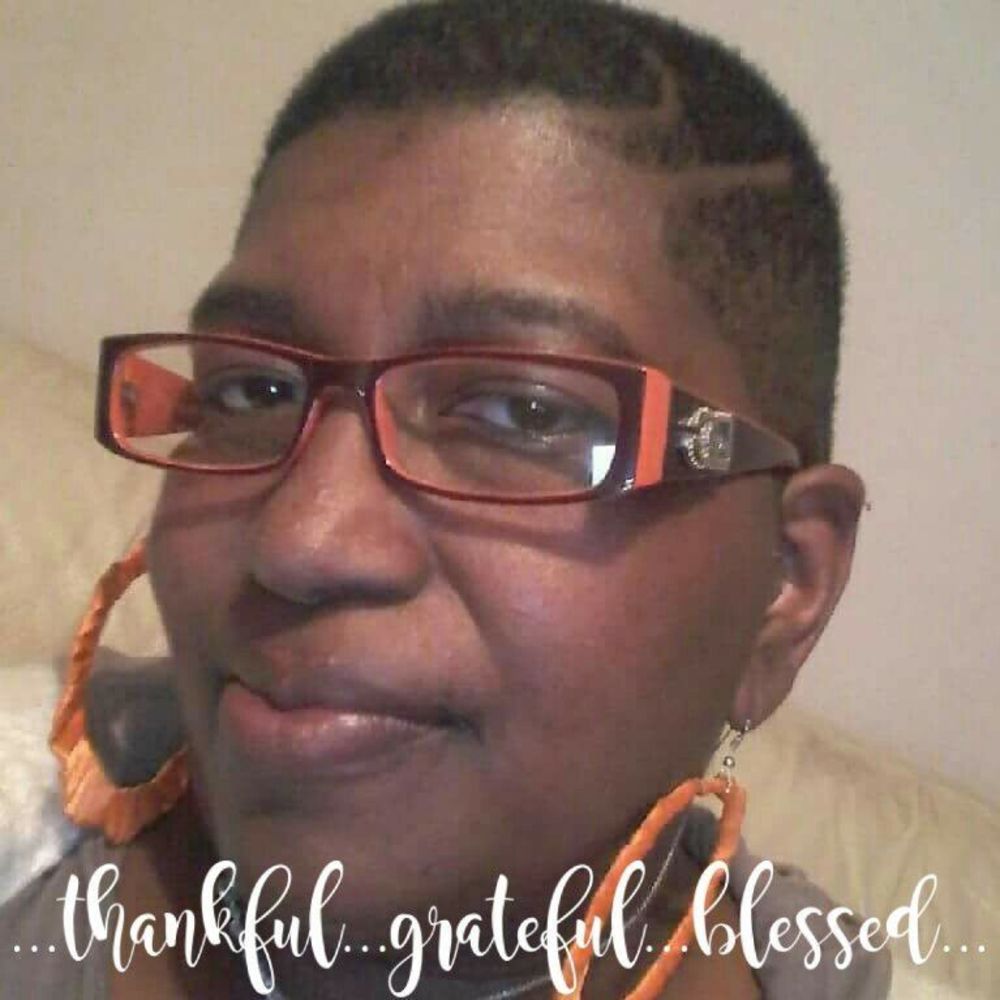 Meet your Posher, Leslie